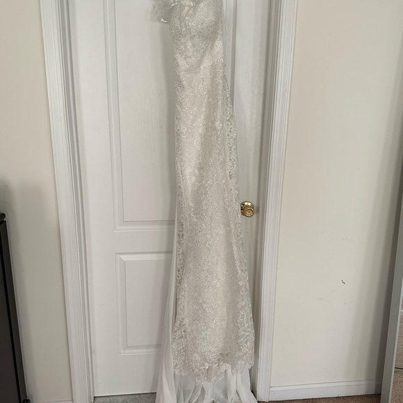 Remarkable Moment Wedding Dress - Picture 9 of 11